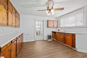 208 N Marion St, Joanna, SC 29351 - Photo 8