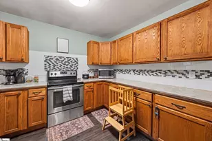 325 Brewton Rd, Spartanburg, SC 29301 - Photo 8