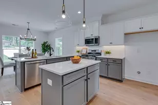 202 Kennedy Dr, Greenville, SC 29605 - Photo 4