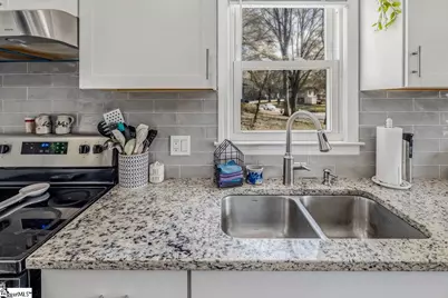 135 Ashdown Drive, Simpsonville, SC 29680 - Photo 6