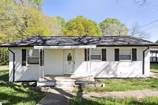 611 Gardner St, Gaffney, SC 29341 - Photo 1