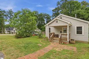 205 E C Ave, Easley, SC 29640 - Photo 26