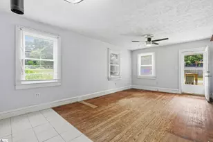 205 E C Ave, Easley, SC 29640 - Photo 2