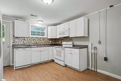 302 Churchill Circle, Greenville, SC 29605 - Photo 6