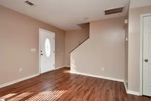 136 W Corley Ln, Spartanburg, SC 29303 - Photo 6