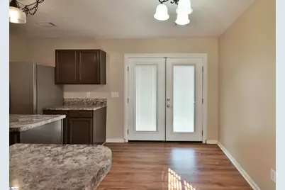 136 W Corley Lane, Spartanburg, SC 29303 - Photo 8