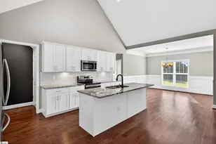 415 S Pendernale Dr, Moore, SC 29369 - Photo 24