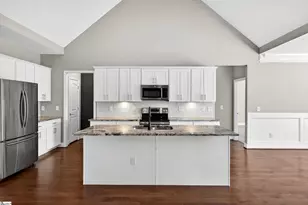415 S Pendernale Dr, Moore, SC 29369 - Photo 16