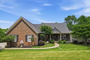 128 Fox Farm Way, Greer, SC 29651 - Photo 2