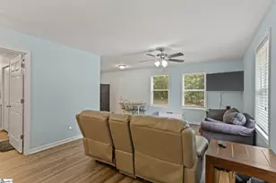 300 Burgess School Rd, Pelzer, SC 29669 - Photo 8