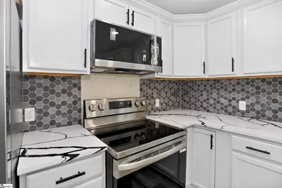 29 Baxter Street, Greenville, SC 29707 - Photo 6