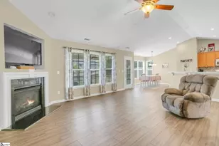 132 St Johns St, Simpsonville, SC 29680 - Photo 8