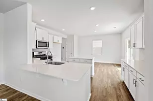906 Pineland Dr, Woodruff, SC 29388 - Photo 12