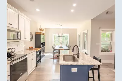 118 Squirrel Point, Six Mile, SC 29682 - Photo 10