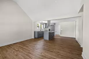 605 Gray St, Woodruff, SC 29388 - Photo 6