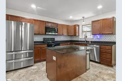 618 Chastine Drive, Spartanburg, SC 29301 - Photo 10