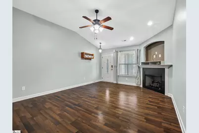 618 Chastine Drive, Spartanburg, SC 29301 - Photo 8