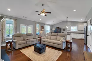 114 Jones Kelley Rd, Travelers Rest, SC 29690 - Photo 8