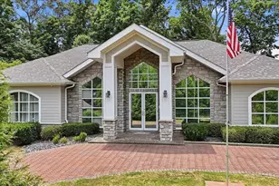 102 Greenleaf Ln, Easley, SC 29642 - Photo 2