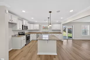 14 Snowy Ct, Fountain Inn, SC 29644 - Photo 6