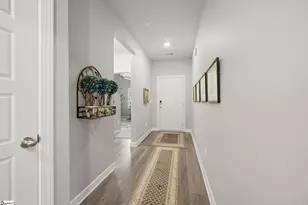 300 Lavinia Cir, Duncan, SC 29334 - Photo 2