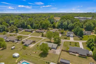205 Meadow Ln, Easley, SC 29642 - Photo 50