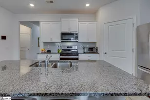 305 Bonifay Dr, Fountain Inn, SC 29644 - Photo 10