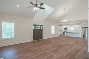 15004 Beacon Ridge Dr, Seneca, SC 29678 - Photo 8