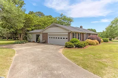 101 Lancelot Drive, Simpsonville, SC 29681 - Photo 2