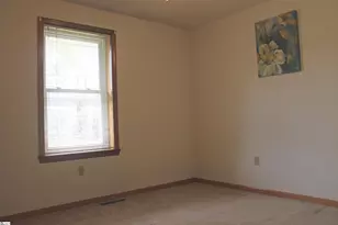 1007 O Neal St, Belton, SC 29627 - Photo 10