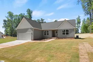 217 Buckingham Rd, Duncan, SC 29334 - Photo 2