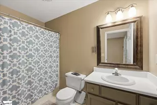 23 Duncan Rd, Greenville, SC 29617 - Photo 14