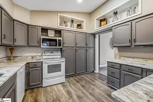 102 Blossom Ct, Westminster, SC 29693 - Photo 18
