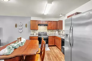 319 Alice Ave, Greenville, SC 29611 - Photo 8