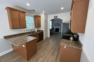 208 Mountain Slope Ct, Travelers Rest, SC 29690 - Photo 8