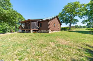 425 Cooper Bridge Rd, Woodruff, SC 29388 - Photo 10
