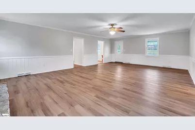 511 Clarendon Drive, Easley, SC 29642 - Photo 4