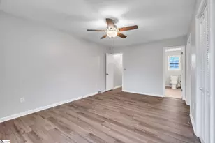 511 Clarendon Dr, Easley, SC 29642 - Photo 14