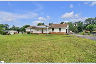 511 Clarendon Drive, Easley, SC 29642 - Photo 2