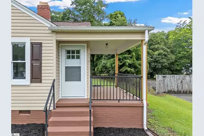 714 Holmes Street, Gaffney, SC 29341 - Photo 6