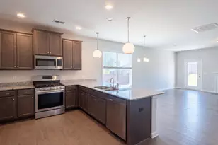 217 Cassingham Ln, Boiling Springs, SC 29316 - Photo 2