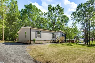 656 Plainview Dr, Spartanburg, SC 29307 - Photo 2