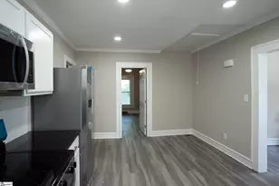 16 Pettee St, Greenville, SC 29611 - Photo 10