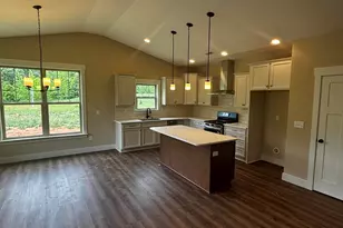 4919 Jug Factory Rd, Campobello, SC 29322 - Photo 8