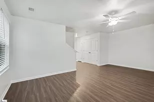 639 Blossom Run Dr, Spartanburg, SC 29307 - Photo 6