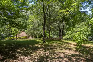 77 1st St, Tryon, NC 28782 - Photo 4