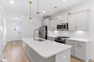 13 Thurlow Ct, Greenville, SC 29615 - Photo 4