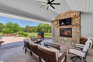 2383 Roper Mountain Rd, Simpsonville, SC 29681 - Photo 38