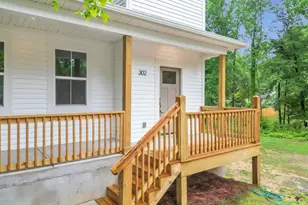 302 Satterfield Dr, Greenville, SC 29611 - Photo 4