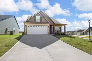 2160 Davenport Ct, Moore, SC 29369 - Photo 2
